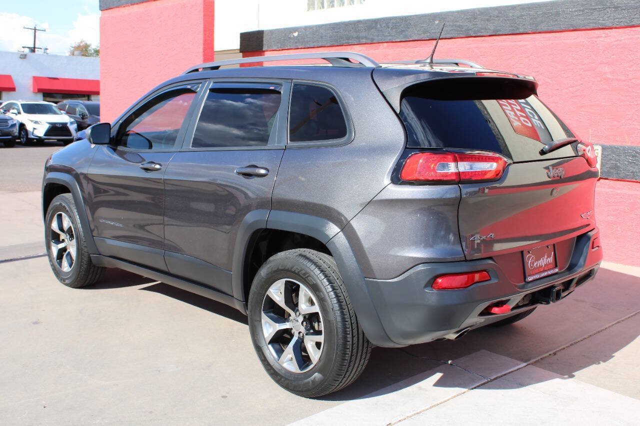 Used 2015 Jeep Cherokee Trailhawk w/ Comfort/Convenience Group AWD/4WD image 9