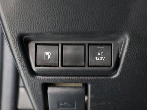Used 2024 Toyota Prius Prime FWD image 21