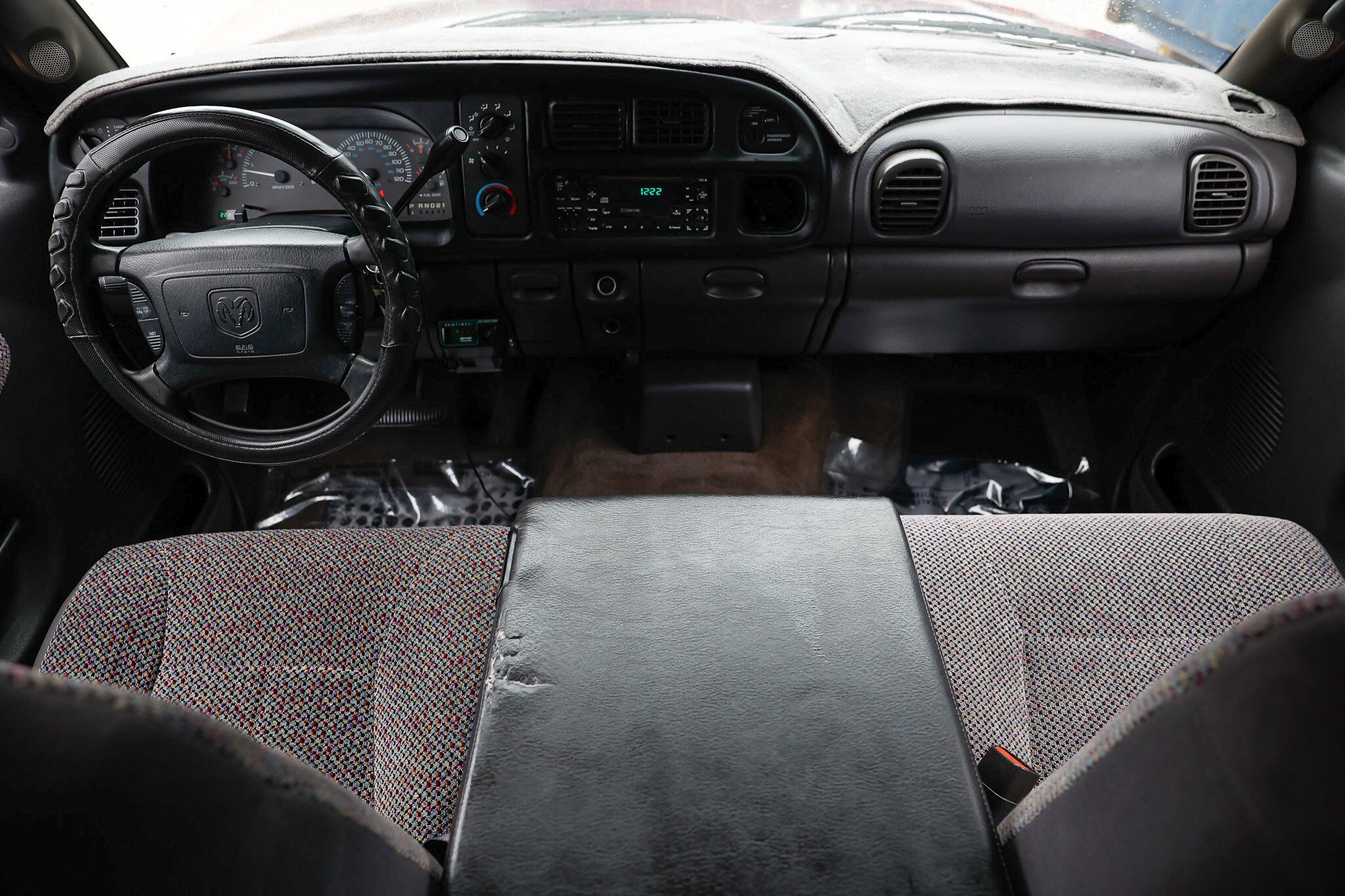 Used 2001 Dodge Ram 2500 Truck 2WD Quad Cab image 2