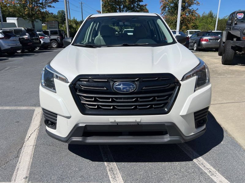 Used 2023 Subaru Forester AWD/4WD image 2