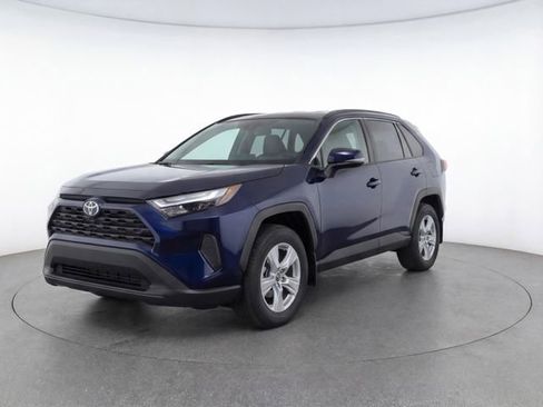 Used 2024 Toyota RAV4 XLE image 8