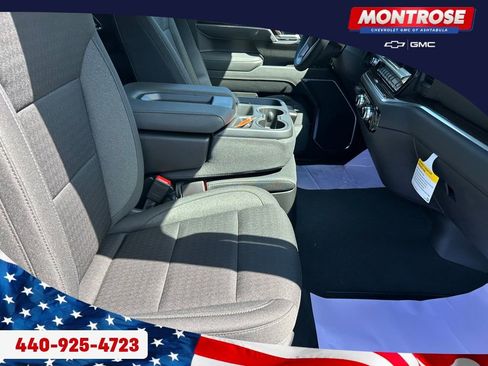 New 2026 GMC Sierra 1500 SLE w/ Preferred Package AWD/4WD image 30