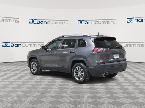 Used 2019 Jeep Cherokee Latitude Plus image 6