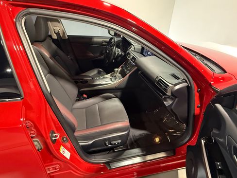 Used 2018 Lexus IS 300 AWD w/ Comfort Package image 44