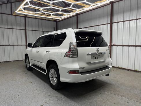 Used 2017 Lexus GX 460 Premium AWD/4WD image 4
