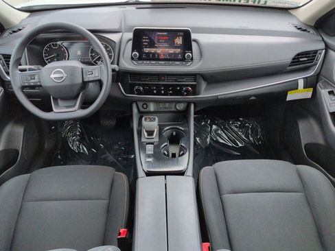 Certified 2026 Nissan Rogue S FWD image 15