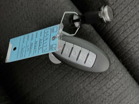 Used 2025 Nissan Altima 2.5 SV image 36