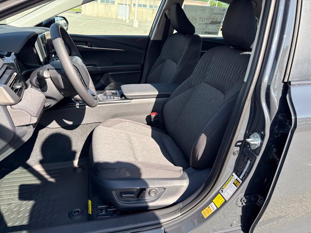 New 2026 Toyota Camry LE w/ Convenience Package FWD image 11