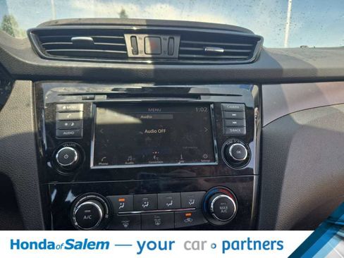 Used 2020 Nissan Rogue Sport S FWD image 16