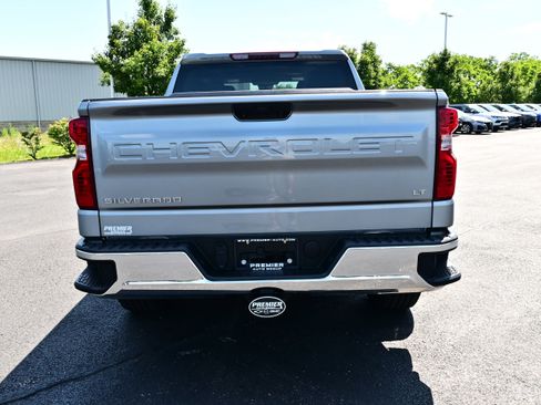 Used 2024 Chevrolet Silverado 1500 LT AWD/4WD image 7