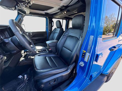 Used 2024 Jeep Wrangler Sahara w/ Technology Group image 19