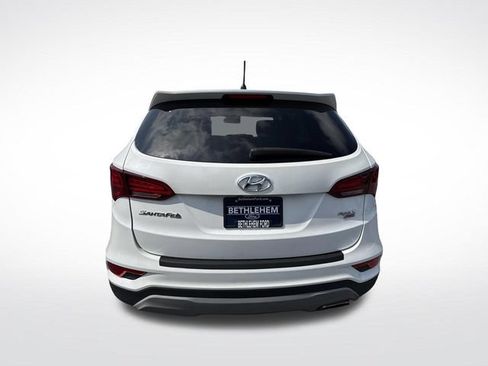 Used 2018 Hyundai Santa Fe Sport w/ Cargo Package AWD/4WD image 4