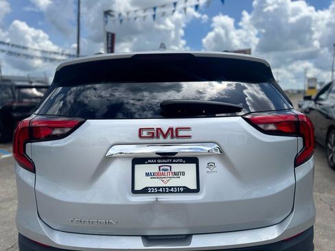 Used 2021 GMC Terrain SLE w/ Driver Convenience Package FWD image 28