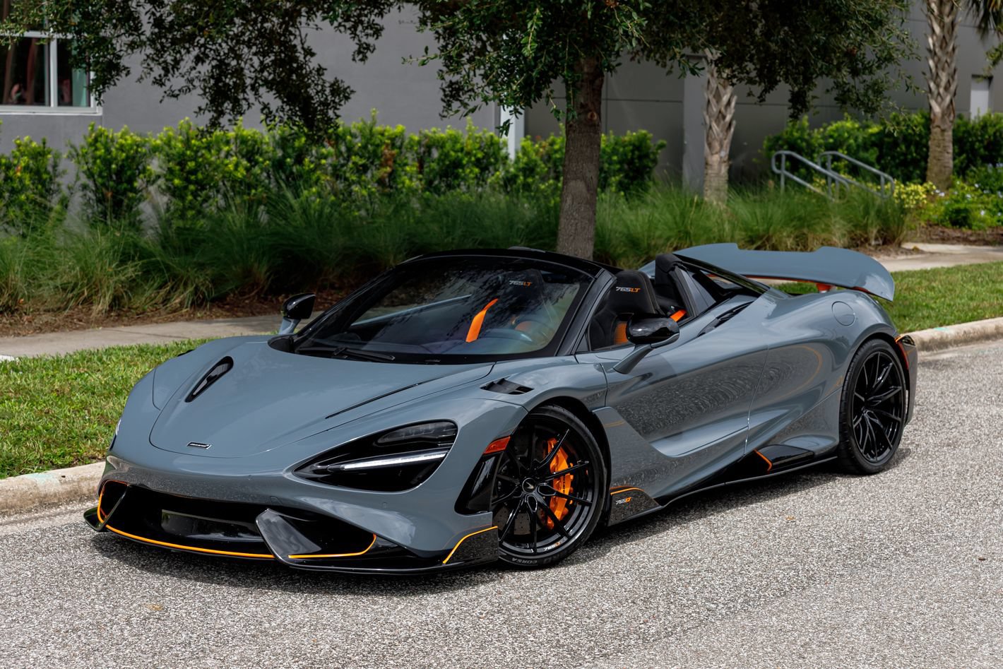 Used 2022 McLaren 765LT RWD image 40