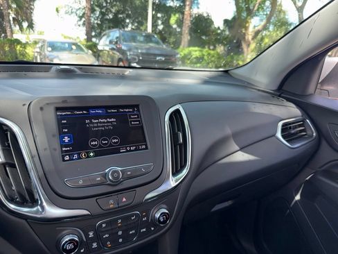 Used 2022 Chevrolet Equinox LT AWD/4WD image 75