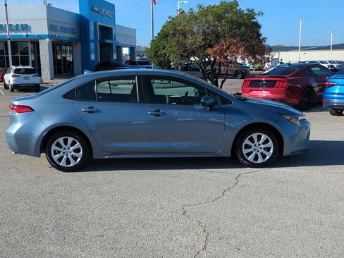 Used 2024 Toyota Corolla LE image 9