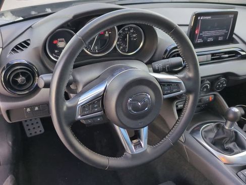 Certified 2023 MAZDA MX-5 Miata Club image 19
