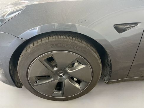 Used 2023 Tesla Model 3 Standard Range RWD image 33