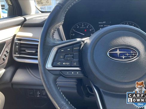 Used 2023 Subaru Outback Limited image 25