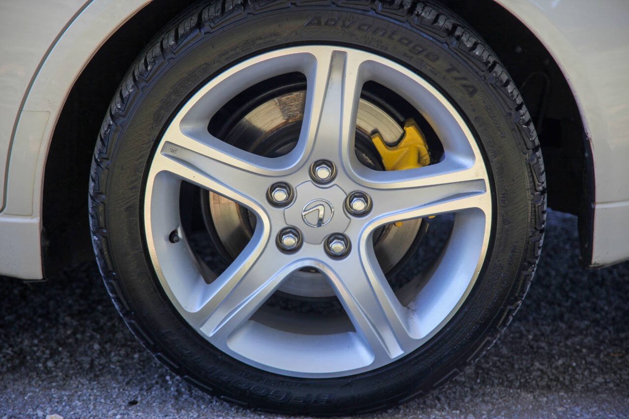 Used 2001 Lexus IS 300 w/ Leather Trim Pkg RWD image 14