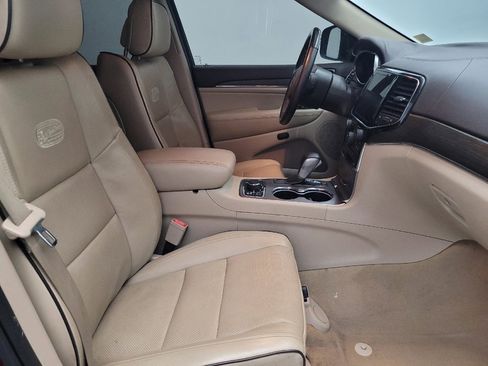 Used 2020 Jeep Grand Cherokee Overland image 21