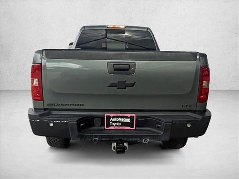 Used 2008 Chevrolet Silverado 2500 LTZ w/ Safety Package AWD/4WD image 3