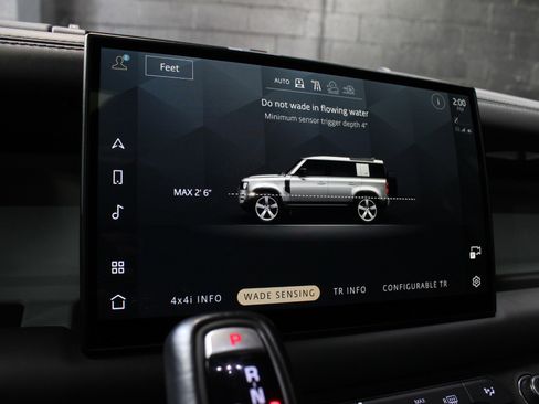 Used 2024 Land Rover Defender 110 SE image 61