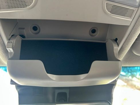 Used 2023 Hyundai Kona SE w/ Cargo Package FWD image 34