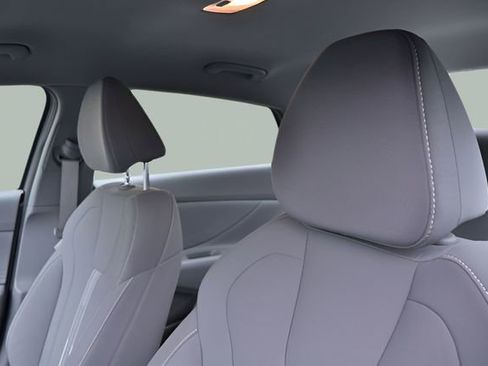 Used 2023 Hyundai Elantra SEL w/ Cargo Package FWD image 13