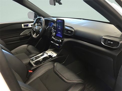 Used 2024 Ford Explorer ST w/ Equipment Group 401A image 17