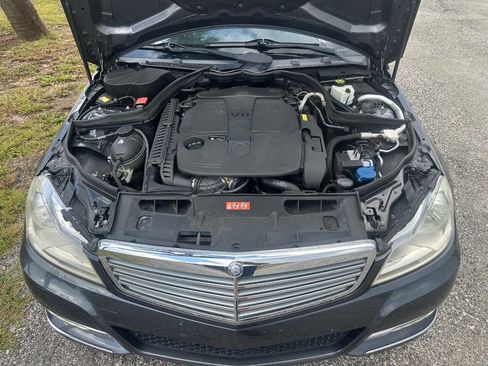 Used 2013 Mercedes-Benz C 300 4MATIC Sedan image 19