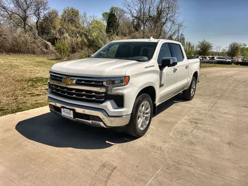 Used 2023 Chevrolet Silverado 1500 LTZ image 2