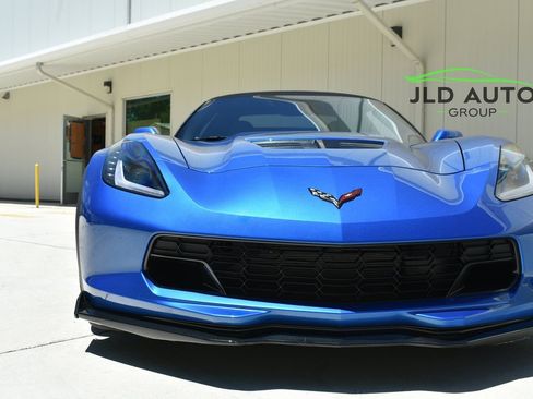 Used 2015 Chevrolet Corvette Z06 w/ 3LZ Preferred Equipment Group RWD image 35