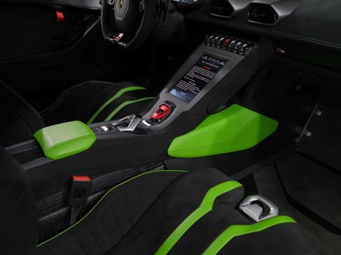 Used 2023 Lamborghini Huracan STO RWD image 40