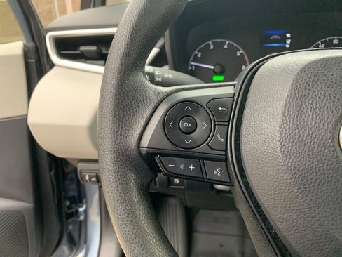 Used 2023 Toyota Corolla LE image 27