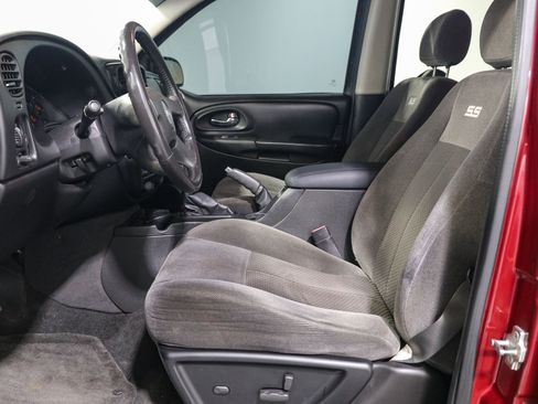 Used 2008 Chevrolet TrailBlazer SS w/ Sun And Sound Package image 15