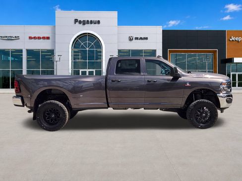 New 2026 RAM 3500 Tradesman w/ Chrome Appearance Group A AWD/4WD image 7