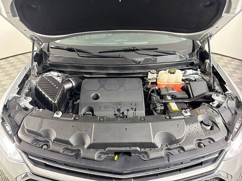 Used 2020 Chevrolet Traverse LT w/ LT Premium Package image 39