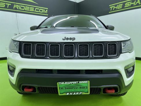 Used 2020 Jeep Compass Trailhawk AWD/4WD image 3