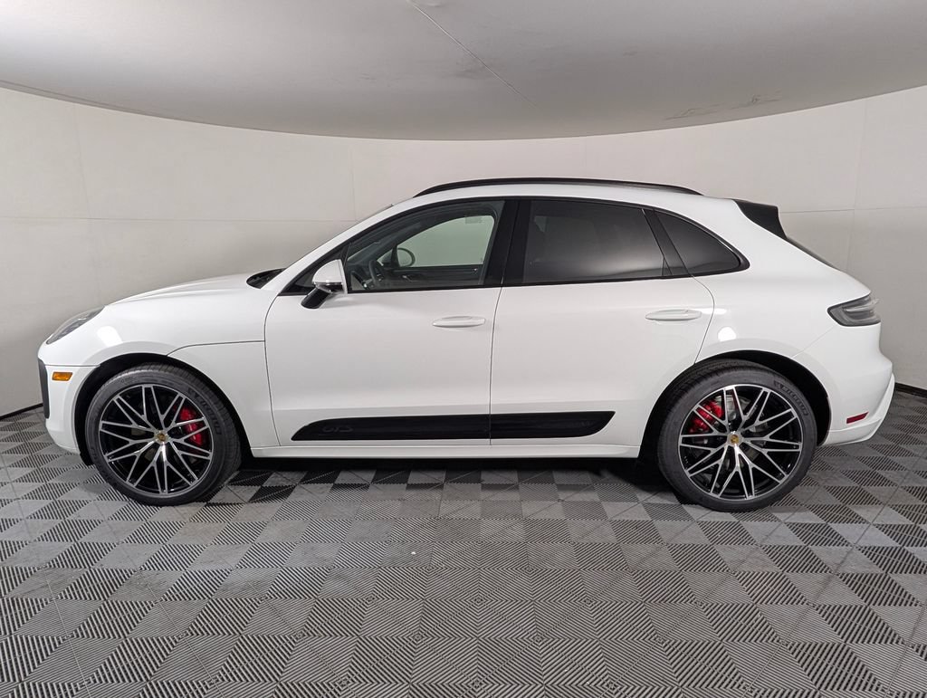 New 2026 Porsche Macan GTS AWD/4WD image 2
