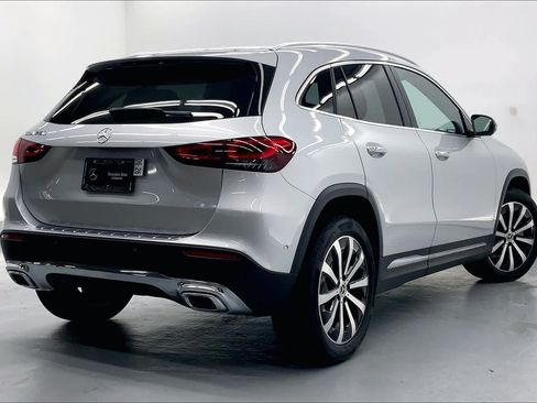Used 2023 Mercedes-Benz GLA 250 image 4