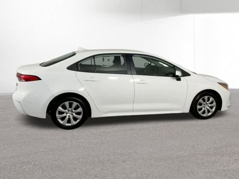 Used 2024 Toyota Corolla LE FWD image 10
