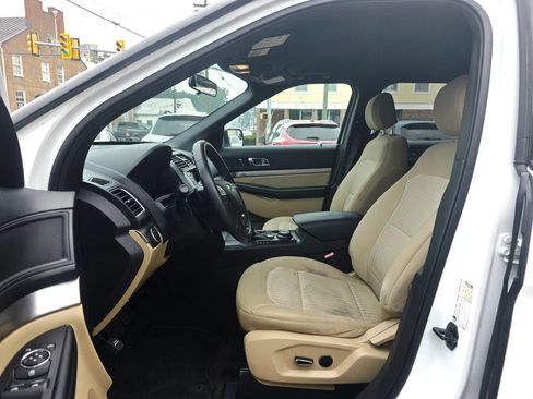 Used 2017 Ford Explorer 4WD image 10