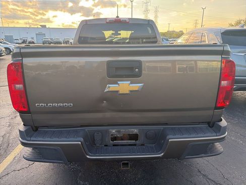Used 2015 Chevrolet Colorado Z71 AWD/4WD image 4
