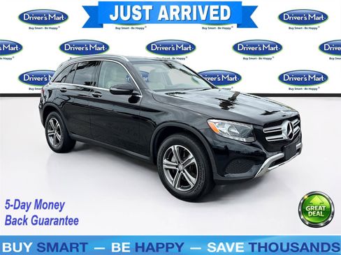 Used 2016 Mercedes-Benz GLC 300 4MATIC w/ Multimedia Package image 1