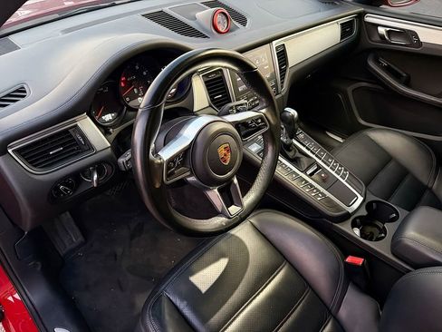 Used 2017 Porsche Macan GTS w/ Premium Package Plus image 25