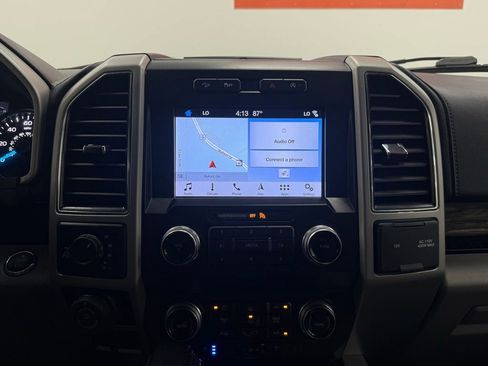 Used 2019 Ford F150 Lariat w/ Equipment Group 502A Luxury image 17