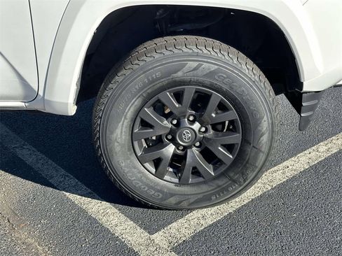 Used 2023 Toyota Tacoma SR5 image 25