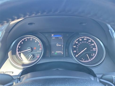 Used 2023 Toyota Camry SE image 16