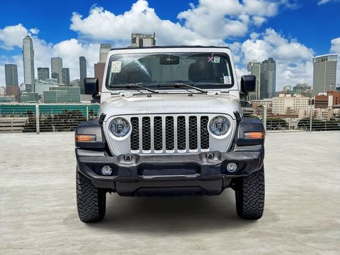 Used 2024 Jeep Wrangler Unlimited Sport AWD/4WD image 2